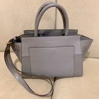 チャールズアンドキース(Charles and Keith)のチャールズ＆キース　ハンドバッグ　ショルダーバッグ(ショルダーバッグ)