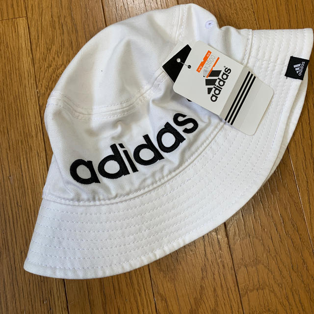 adidas(アディダス)のadidas  hat ハット 帽子 バケットハット バケハ メンズの帽子(ハット)の商品写真