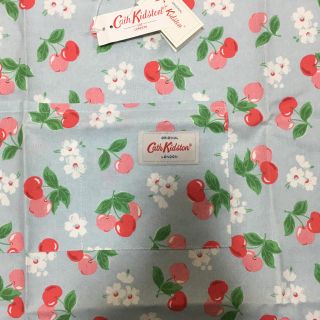 キャスキッドソン(Cath Kidston)のキャスキッドソン　ハーフエプロン(収納/キッチン雑貨)