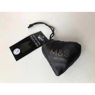 イギリス　M&S（マークス&スペンサー）収納ポーチバッグ（ゴールドロゴ）(エコバッグ)