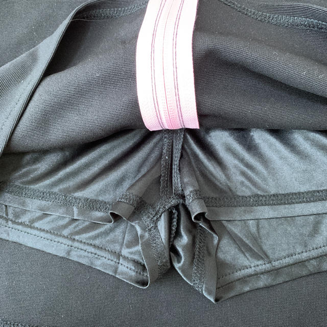 repipi armario(レピピアルマリオ)のレピピ　スカート風　キュロット　黒　M レディースのスカート(ひざ丈スカート)の商品写真