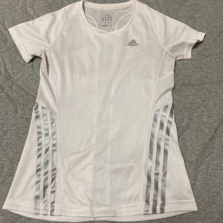 アディダス(adidas)のadidasTシャツ(Tシャツ(半袖/袖なし))