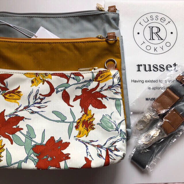 【新品☆未使用品】russet ラシット  ツリーショルダーバッグ（保存袋付き） レディースのバッグ(ショルダーバッグ)の商品写真