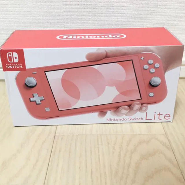 美品 Switch lite コーラル 本体 - 携帯用ゲーム機本体