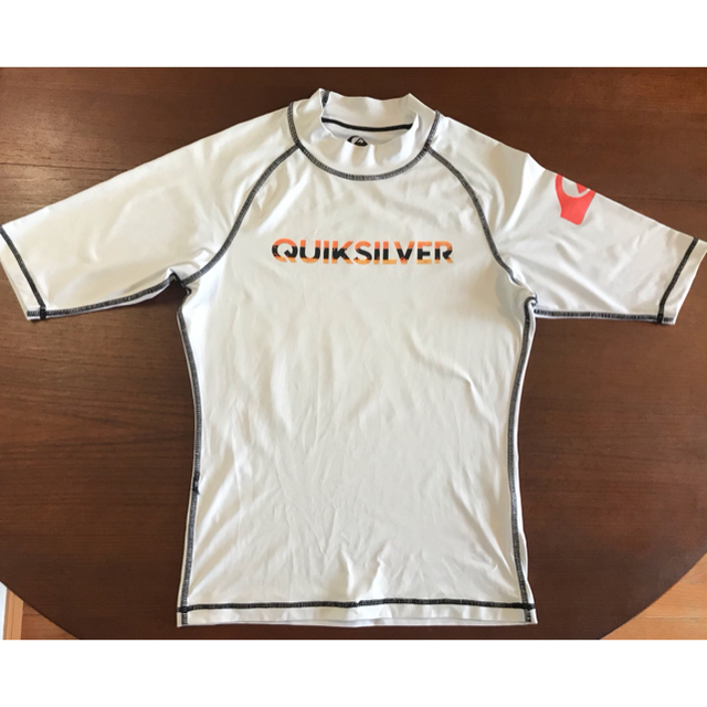 QUIKSILVER(クイックシルバー)のクイックシルバー　QUIKSILVER ラッシュカード　メンズ　M メンズの水着/浴衣(水着)の商品写真