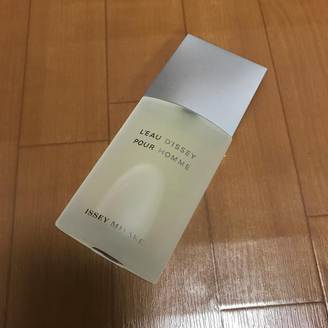 ISSEY MIYAKE(イッセイミヤケ)の値下げ！　イッセイミヤケ　香水 コスメ/美容の香水(香水(女性用))の商品写真