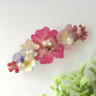 handmade お花畑バレッタ(ヘアアクセサリー)