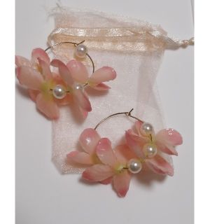 フープピアス　花　ピンク　パール(ピアス)