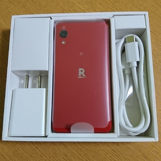 Rakuten(ラクテン)の【新品】Rakuten Mini C330 クリムゾン レッド  送料無料 スマホ/家電/カメラのスマートフォン/携帯電話(スマートフォン本体)の商品写真