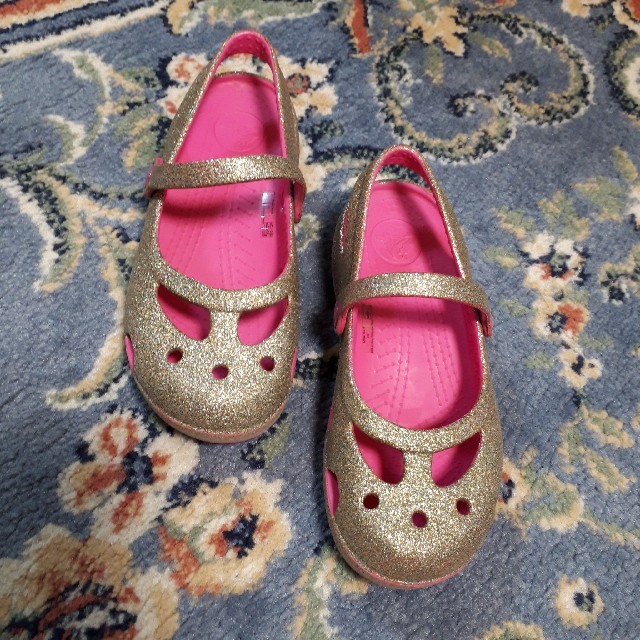 crocs(クロックス)のクロックス　サンダルC13　19㎝ キッズ/ベビー/マタニティのキッズ靴/シューズ(15cm~)(サンダル)の商品写真