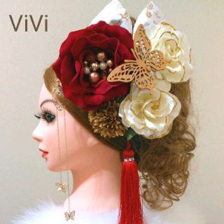 髪飾りViVi ～赤×白薔薇・豪華蝶飾り&簪～ 成人式 結婚式 花魁 かんざし(ヘアピン)