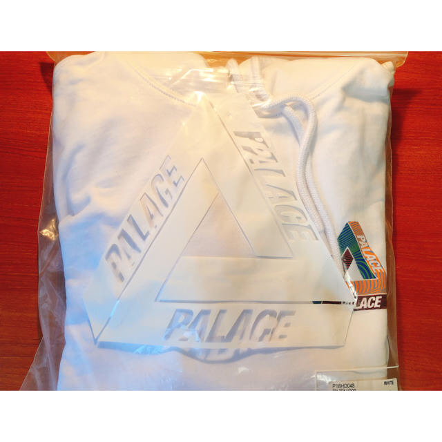 Supreme(シュプリーム)の【専用】palace skateboards logo hoodie メンズのトップス(パーカー)の商品写真
