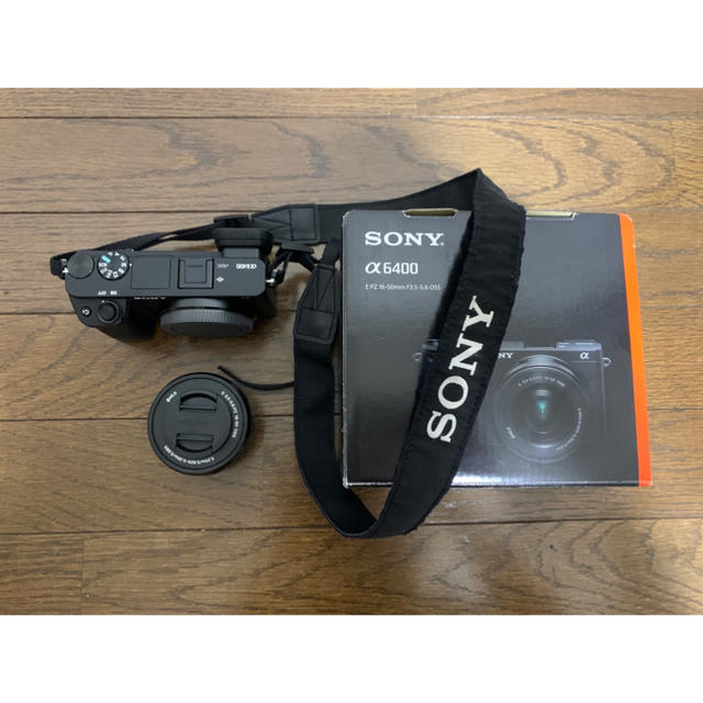 SONY(ソニー)のSONY a6400 スマホ/家電/カメラのカメラ(デジタル一眼)の商品写真