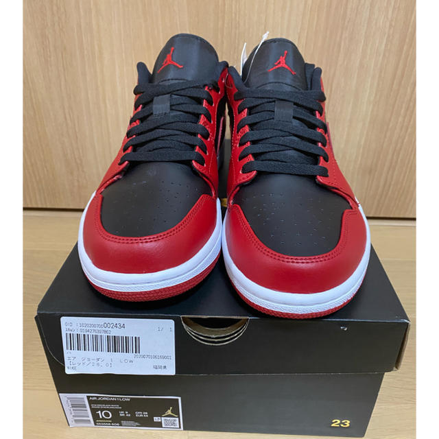 NIKE(ナイキ)のNIKE AIR JORDAN 1 Low varsity red ジョーダン メンズの靴/シューズ(スニーカー)の商品写真