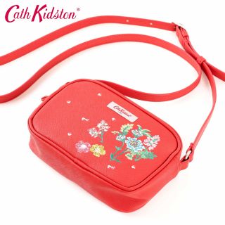 キャスキッドソン(Cath Kidston)の【週末限定☆値下げ】【新品】キャスキッドソン  ショルダーバッグ 赤 花柄(ショルダーバッグ)