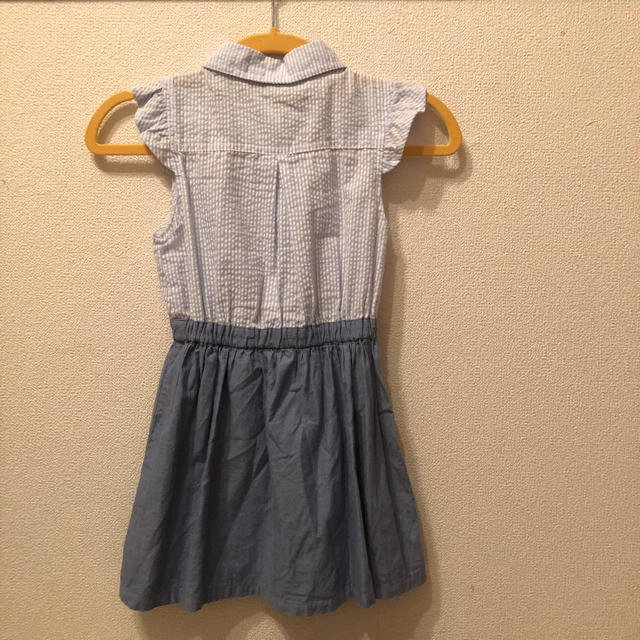 デニムワンピース☆リボン☆袖フリフリ120 キッズ/ベビー/マタニティのキッズ服女の子用(90cm~)(ワンピース)の商品写真