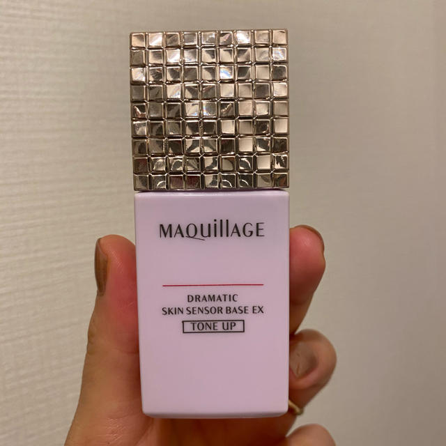 MAQuillAGE(マキアージュ)のマキアージュ　TONE UP 化粧下地 コスメ/美容のベースメイク/化粧品(化粧下地)の商品写真