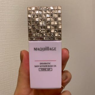 マキアージュ(MAQuillAGE)のマキアージュ　TONE UP 化粧下地(化粧下地)