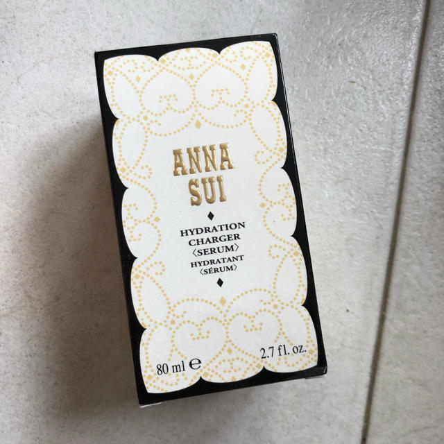 ANNA SUI(アナスイ)のANNA SUI 導入美容液　ハイドレーション チャージャー　新品半額しゆ コスメ/美容のスキンケア/基礎化粧品(美容液)の商品写真