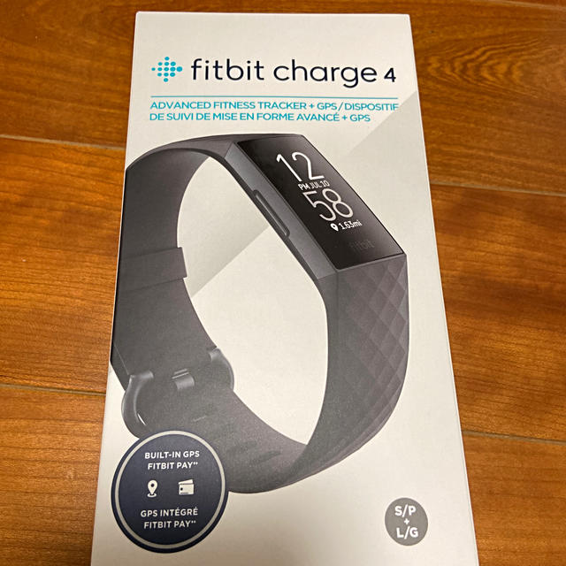 fitfit(フィットフィット)の【新品・未開封】fitbit charge4 スポーツ/アウトドアのトレーニング/エクササイズ(トレーニング用品)の商品写真