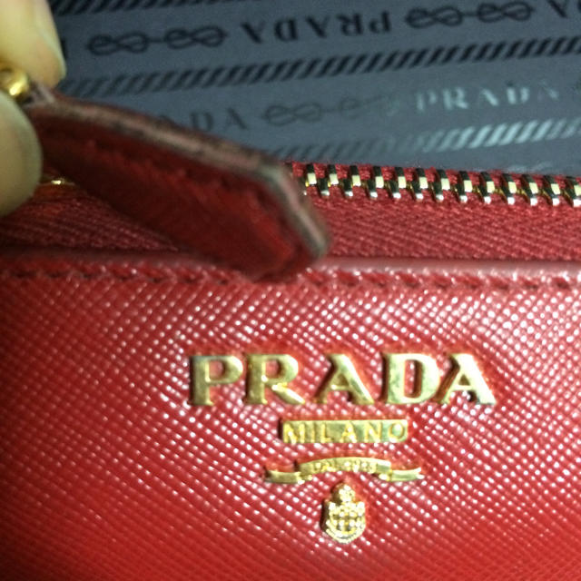 PRADA(プラダ)のPRADA 長財布 レディースのファッション小物(財布)の商品写真