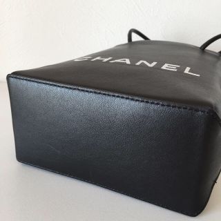 CHANEL - 新品未使用 CHANEL エッセンシャル トート PM 黒の通販 by