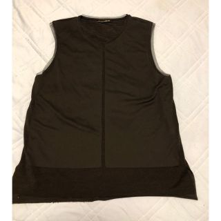 ザラ(ZARA)のザラ  zara  ノースリーブ　黒(タンクトップ)