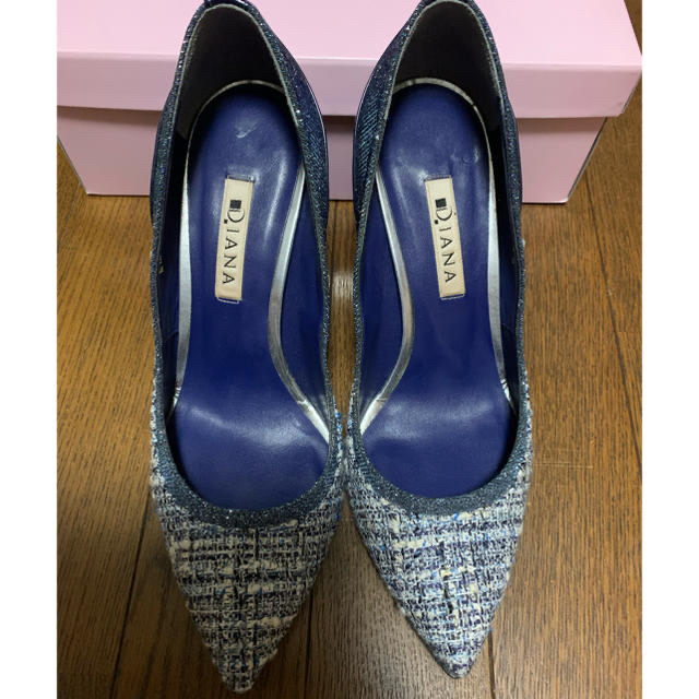 DIANA(ダイアナ)のDIANA ブルー ツイード エナメル ラメ 綺麗め　パンプス レディースの靴/シューズ(ハイヒール/パンプス)の商品写真