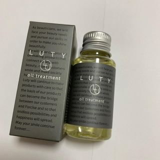 コスメキッチン(Cosme Kitchen)のLUTY ルーティー ヘアオイル (オイル/美容液)