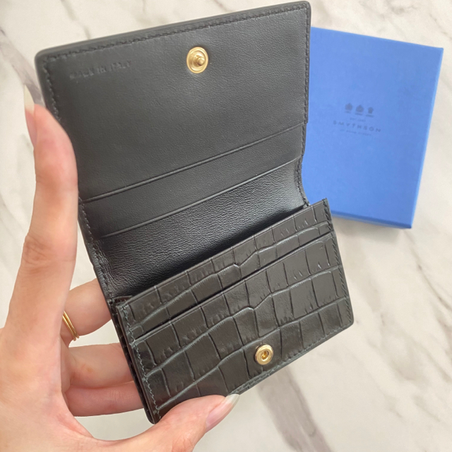 Smythson(スマイソン)の【新品】Smythson MARA カードケース/名刺入れ ユニセックス 深緑 レディースのファッション小物(名刺入れ/定期入れ)の商品写真