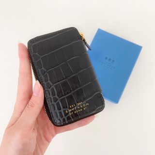 スマイソン(Smythson)のラスト１【新品】Smythson マラ クロコ型押し キーケース ユニセックス(キーケース)