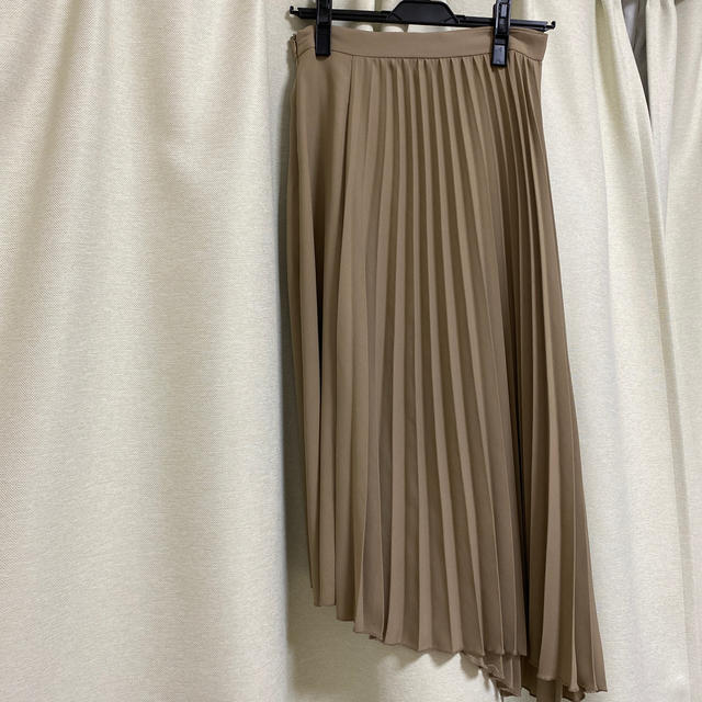 ZARA(ザラ)のZARA✳︎アシメプリーツスカート✳︎ザラ レディースのスカート(ひざ丈スカート)の商品写真