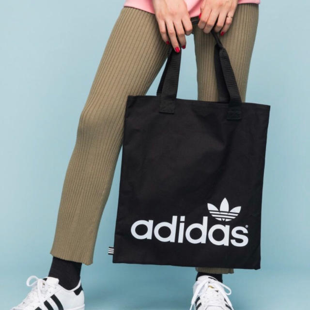 adidas(アディダス)の新品未使用 adidas オリジナルス ショッパー トート バッグ エコバッグ  レディースのバッグ(トートバッグ)の商品写真