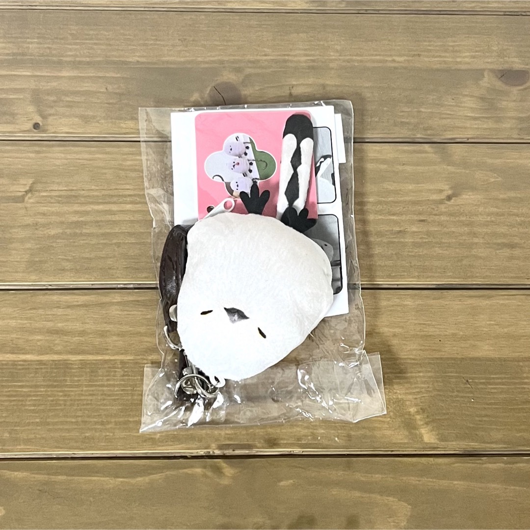 FELISSIMO(フェリシモ)のフェリシモ シマエナガ バッグフック バッグハンガー 雪の妖精 新品未開封 レディースのファッション小物(キーホルダー)の商品写真