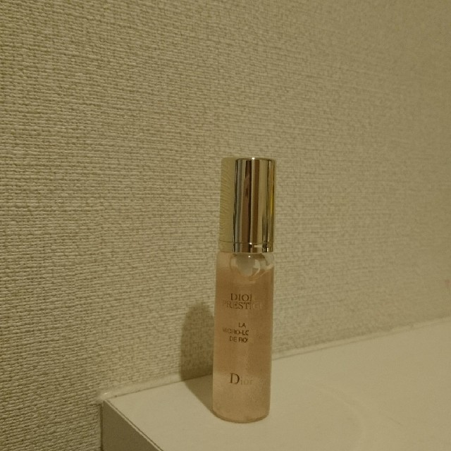 Dior(ディオール)のディオールプレステージ ユイルドローズ コスメ/美容のスキンケア/基礎化粧品(ブースター/導入液)の商品写真