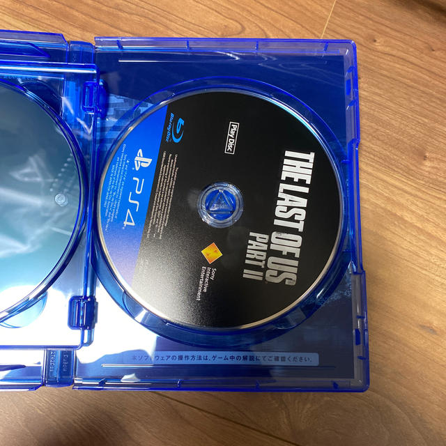 PlayStation4(プレイステーション4)のThe Last of Us Part II（ラスト・オブ・アス パートII）  エンタメ/ホビーのゲームソフト/ゲーム機本体(家庭用ゲームソフト)の商品写真