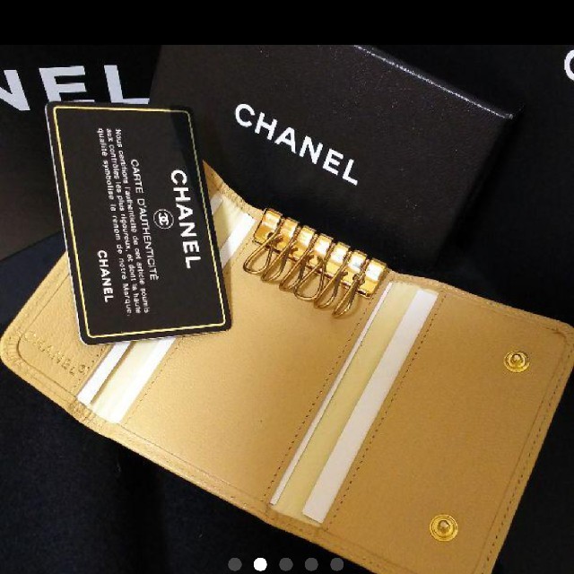 CHANEL(シャネル)のCHANEL キーケースを未使用品】 レディースのファッション小物(キーケース)の商品写真