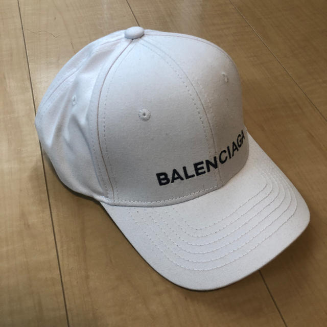 BALENCIAGA キャップ ホワイト