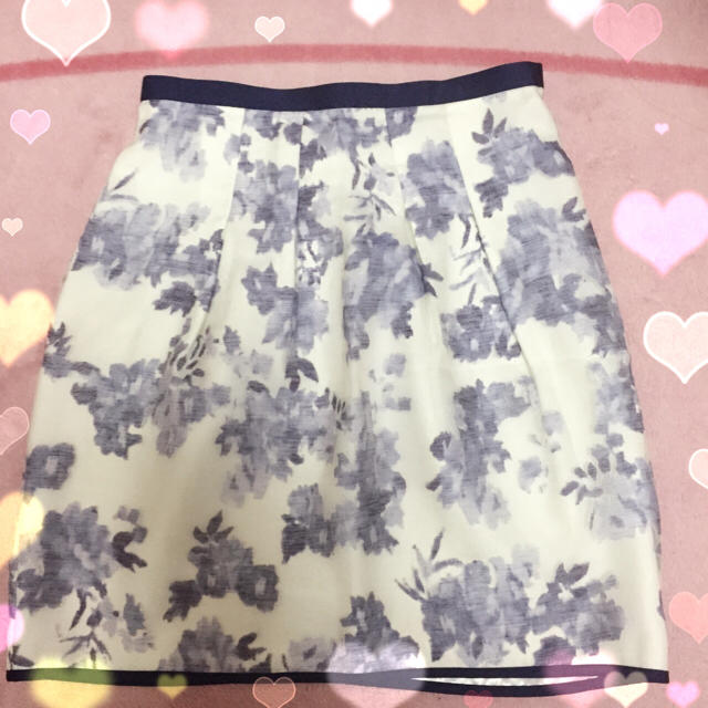 JUSGLITTY(ジャスグリッティー)のジャス♡オーガンジーオパールスカート レディースのスカート(ひざ丈スカート)の商品写真