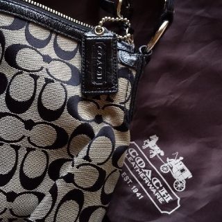 コーチ(COACH)のCOACHバッグ　黒　(ショルダーバッグ)