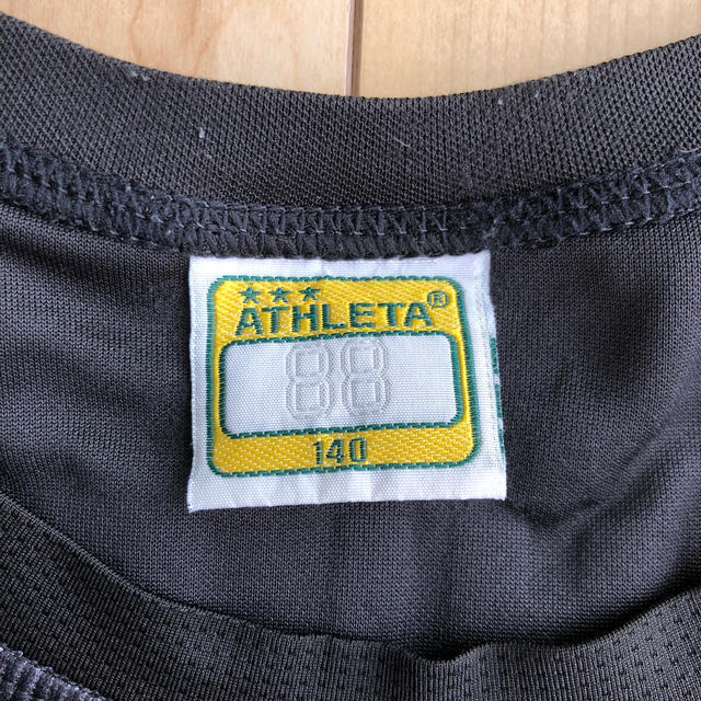 ATHLETA(アスレタ)のアスレタ　140 スポーツ/アウトドアのサッカー/フットサル(ウェア)の商品写真