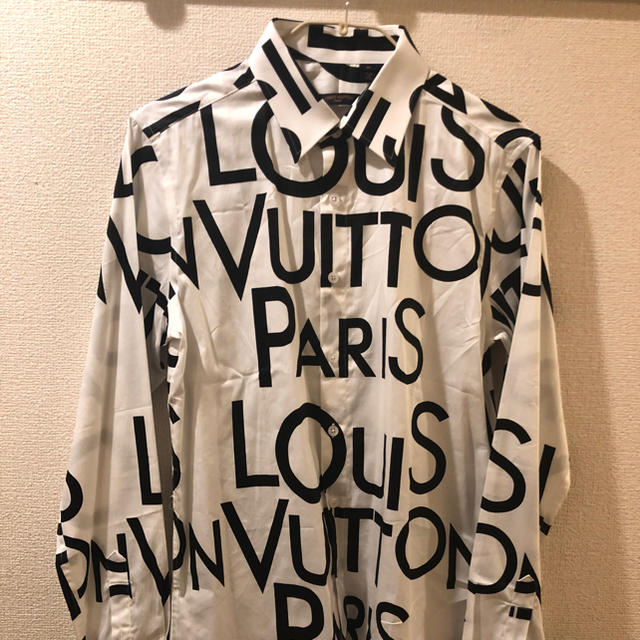 LOUIS VUITTON(ルイヴィトン)のルイヴィトン シャツ 総柄モノグラム メンズのトップス(シャツ)の商品写真