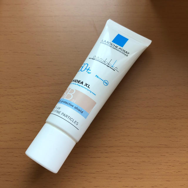 LA ROCHE-POSAY(ラロッシュポゼ)のラロッシュポゼ　BB 01 コスメ/美容のベースメイク/化粧品(BBクリーム)の商品写真