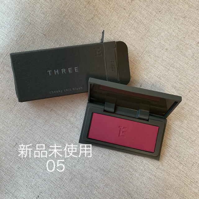 THREE(スリー)のTHREE チーキーシークブラッシュ　05 コスメ/美容のベースメイク/化粧品(チーク)の商品写真