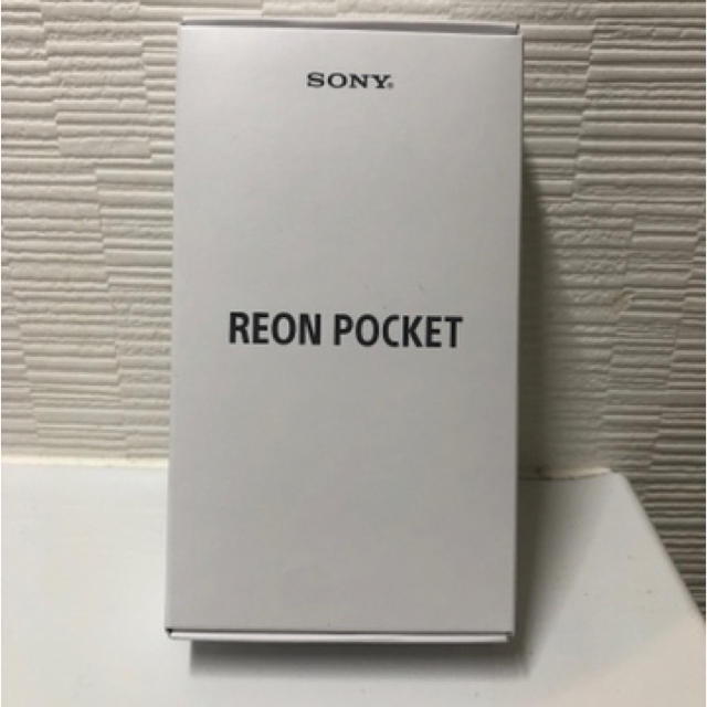 SONY(ソニー)の送料無料　SONY レオンポケット RNP-1A/W ウェアラブルサーモ スマホ/家電/カメラの冷暖房/空調(その他)の商品写真