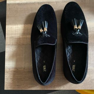 ZARA(スリッポン/モカシン ・ ブラック/黒色系)のフリマ ZARA(スリッポン/モカシン ・ ブラック/黒色系)のフリマ