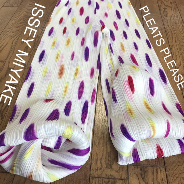 PLEATS PLEASE ISSEY MIYAKE - プリーツプリーズ・イッセイミヤケ