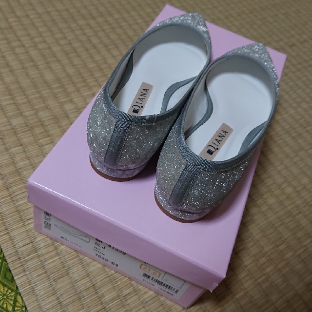 DIANA(ダイアナ)のフラットパンプス レディースの靴/シューズ(ハイヒール/パンプス)の商品写真