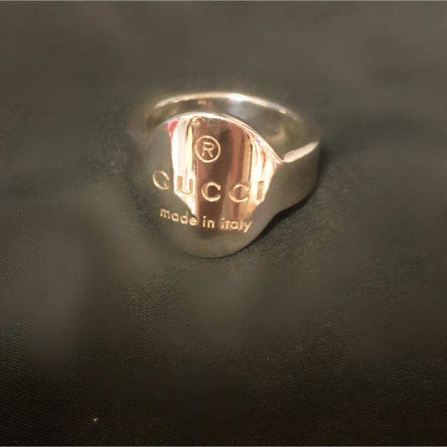 Gucci(グッチ)のグッチ　GUCCI リング　シルバー　ロゴ　貴重 レディースのアクセサリー(リング(指輪))の商品写真