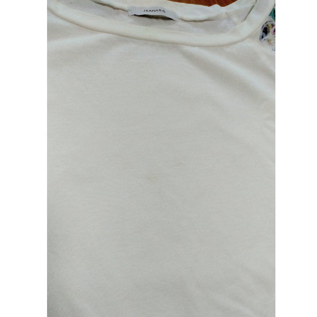 JEANASIS(ジーナシス)のJENASIS 花柄トップス レディースのトップス(Tシャツ(半袖/袖なし))の商品写真